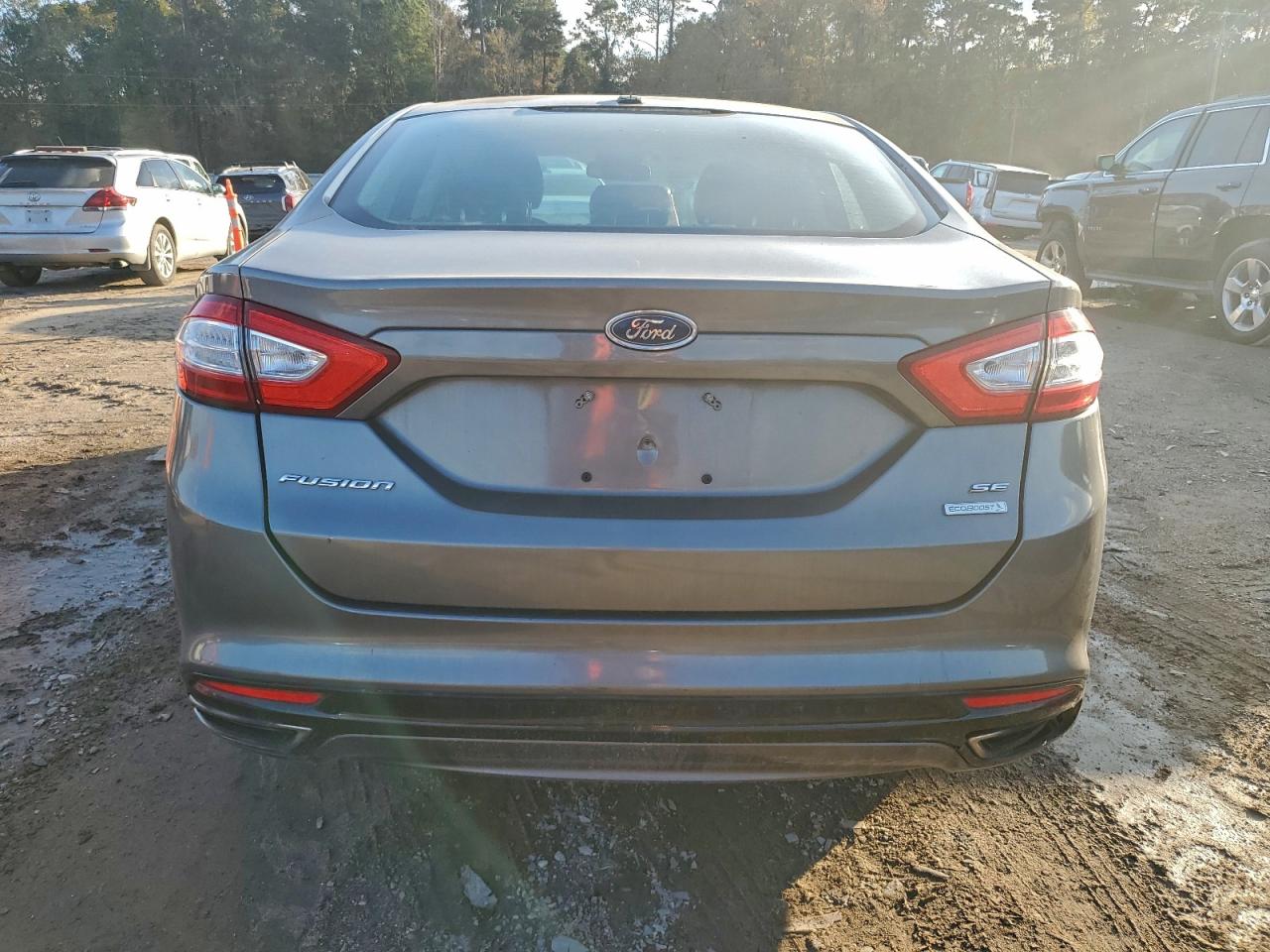 2014 FORD FUSION SE photo 6