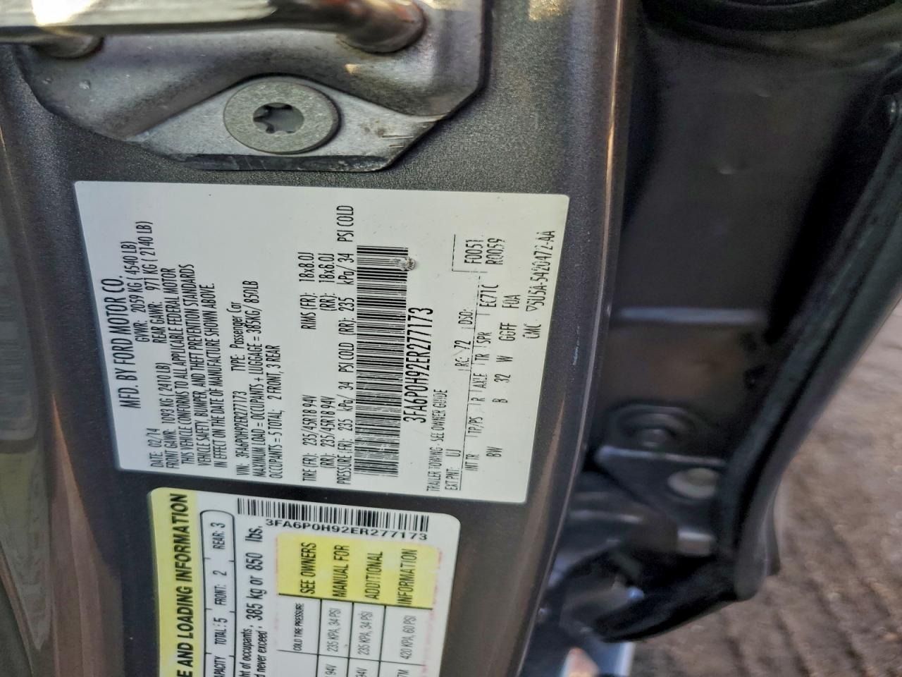 2014 FORD FUSION SE photo 12