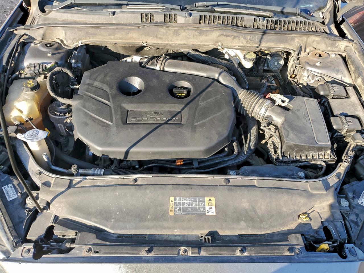 2014 FORD FUSION SE photo 11