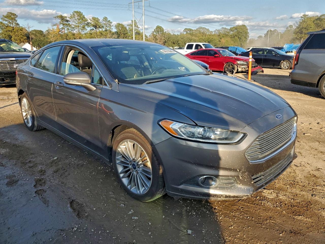 2014 FORD FUSION SE photo 4