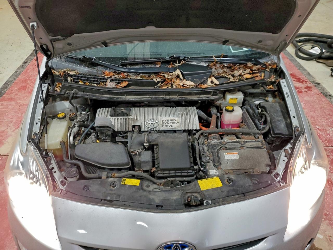 2011 TOYOTA PRIUS photo 11