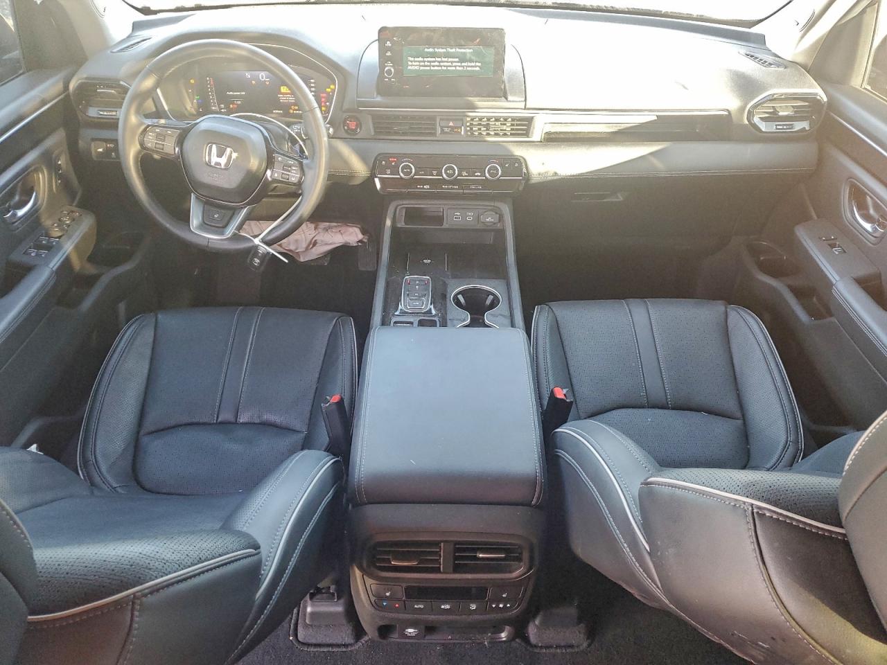 2025 HONDA PILOT ELITE photo 15