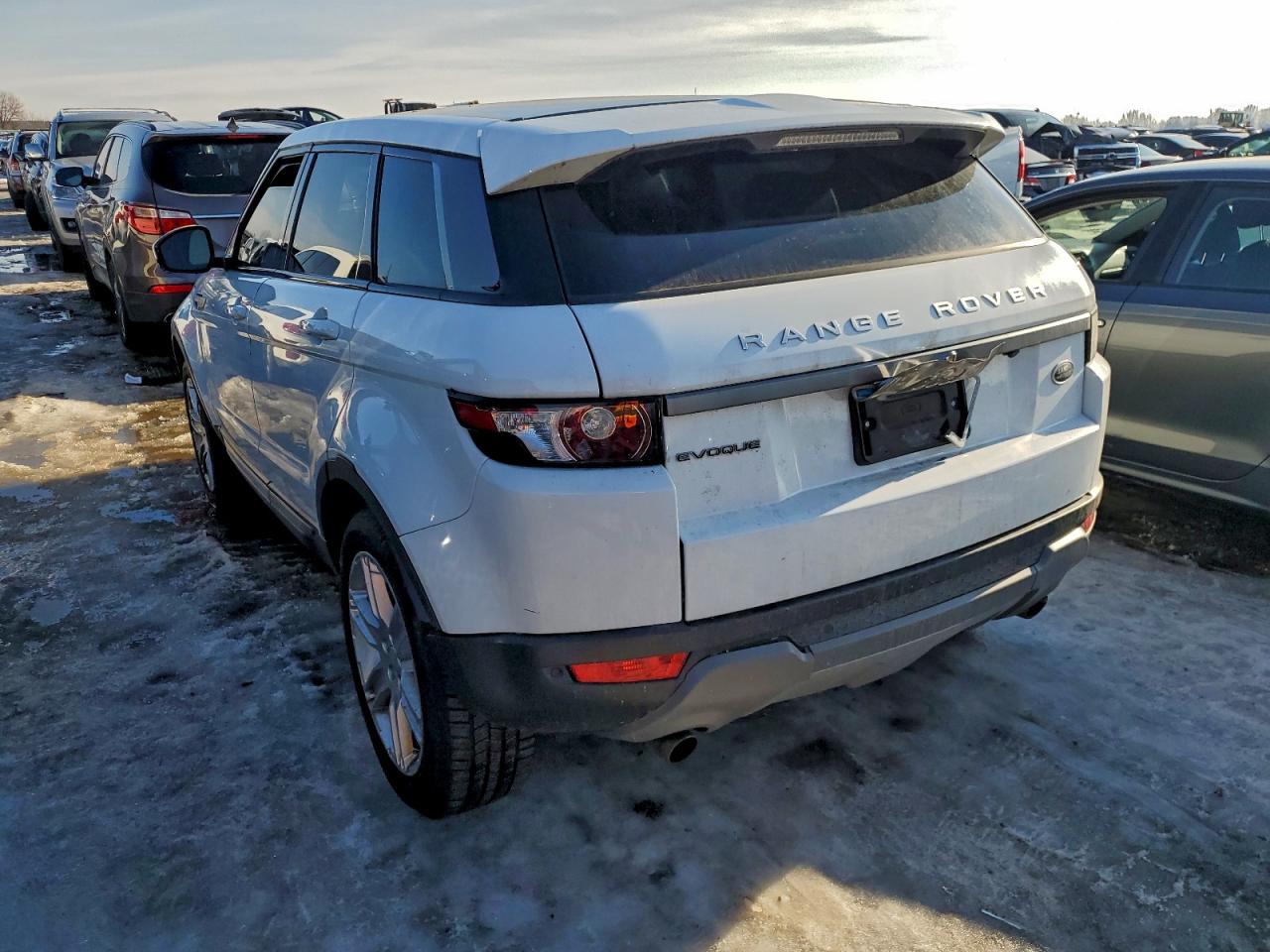 2015 LAND ROVER RANGE ROVER EVOQUE PURE PLUS photo 2