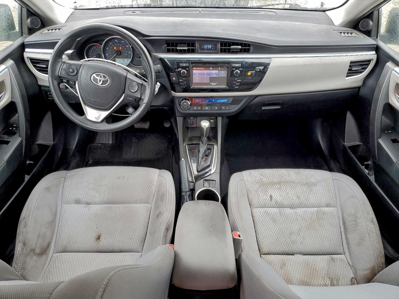 2016 TOYOTA COROLLA L photo 8