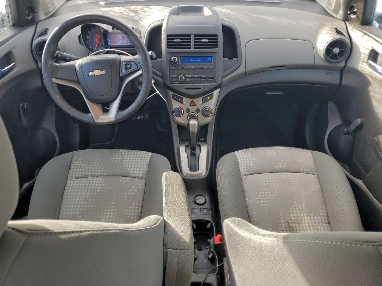 2012 CHEVROLET SONIC LS photo 8