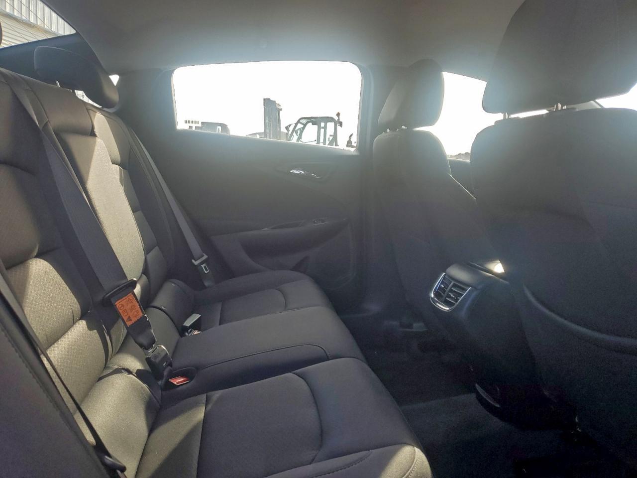 2024 CHEVROLET MALIBU LT photo 10
