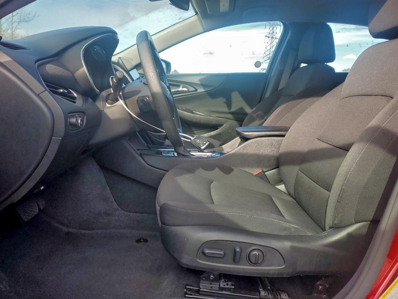 2024 CHEVROLET MALIBU LT photo 7