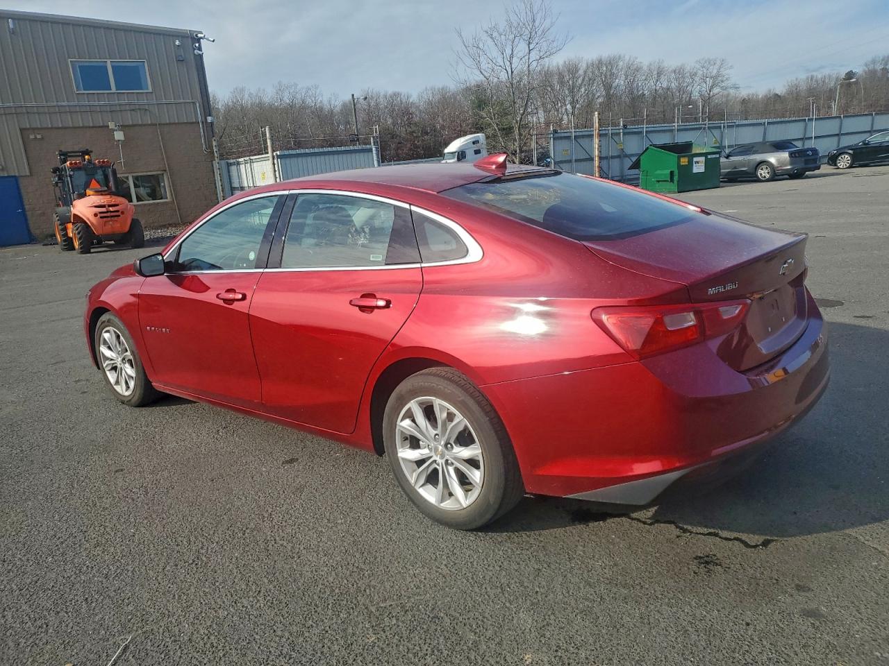 2024 CHEVROLET MALIBU LT photo 2