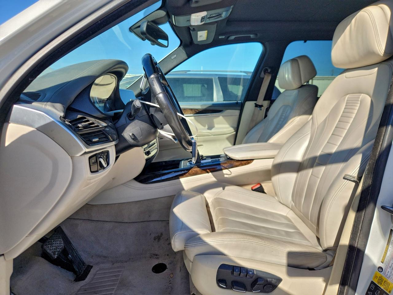 2015 BMW X5 XDRIVE50I photo 7