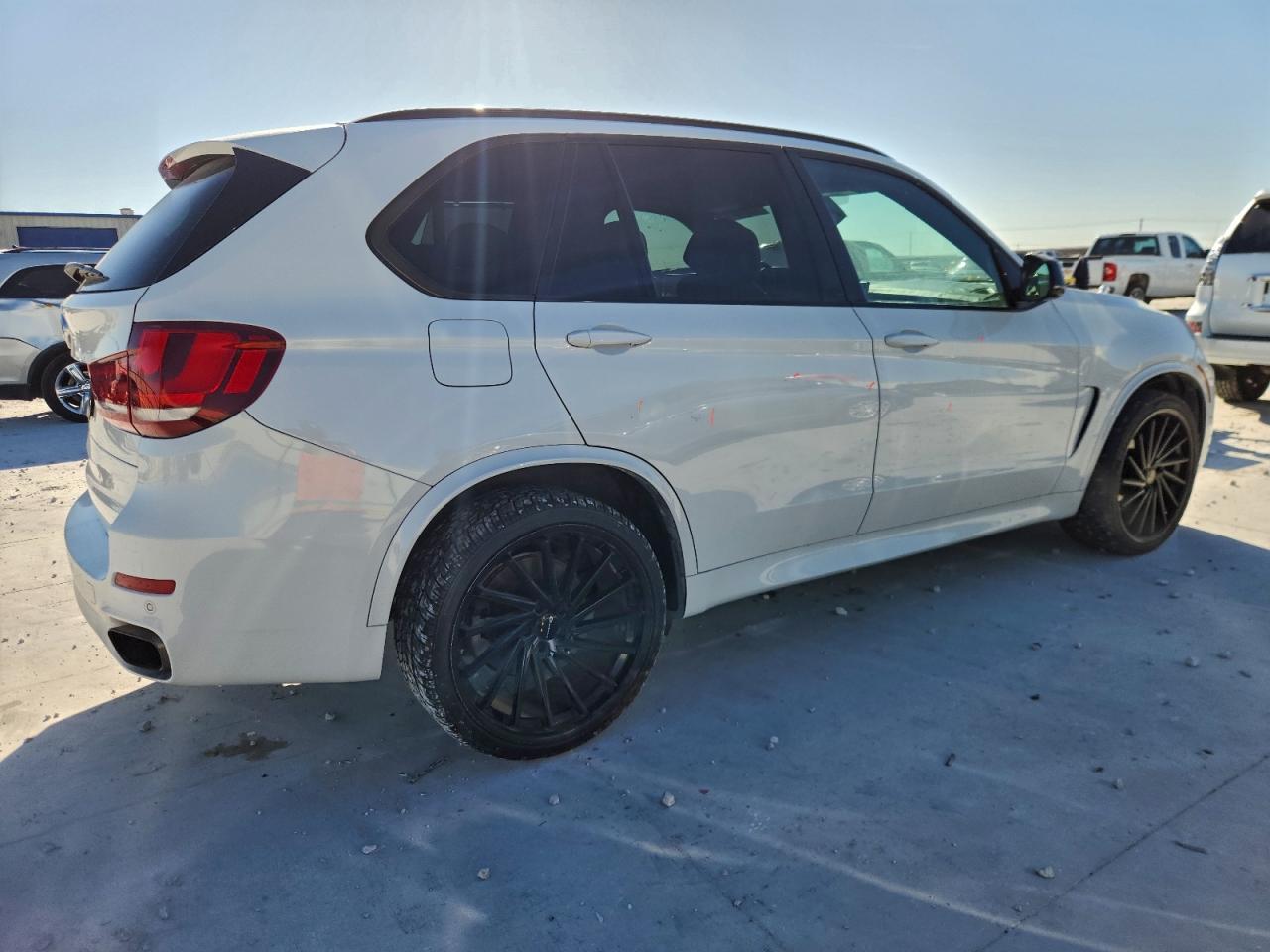 2015 BMW X5 XDRIVE50I photo 3