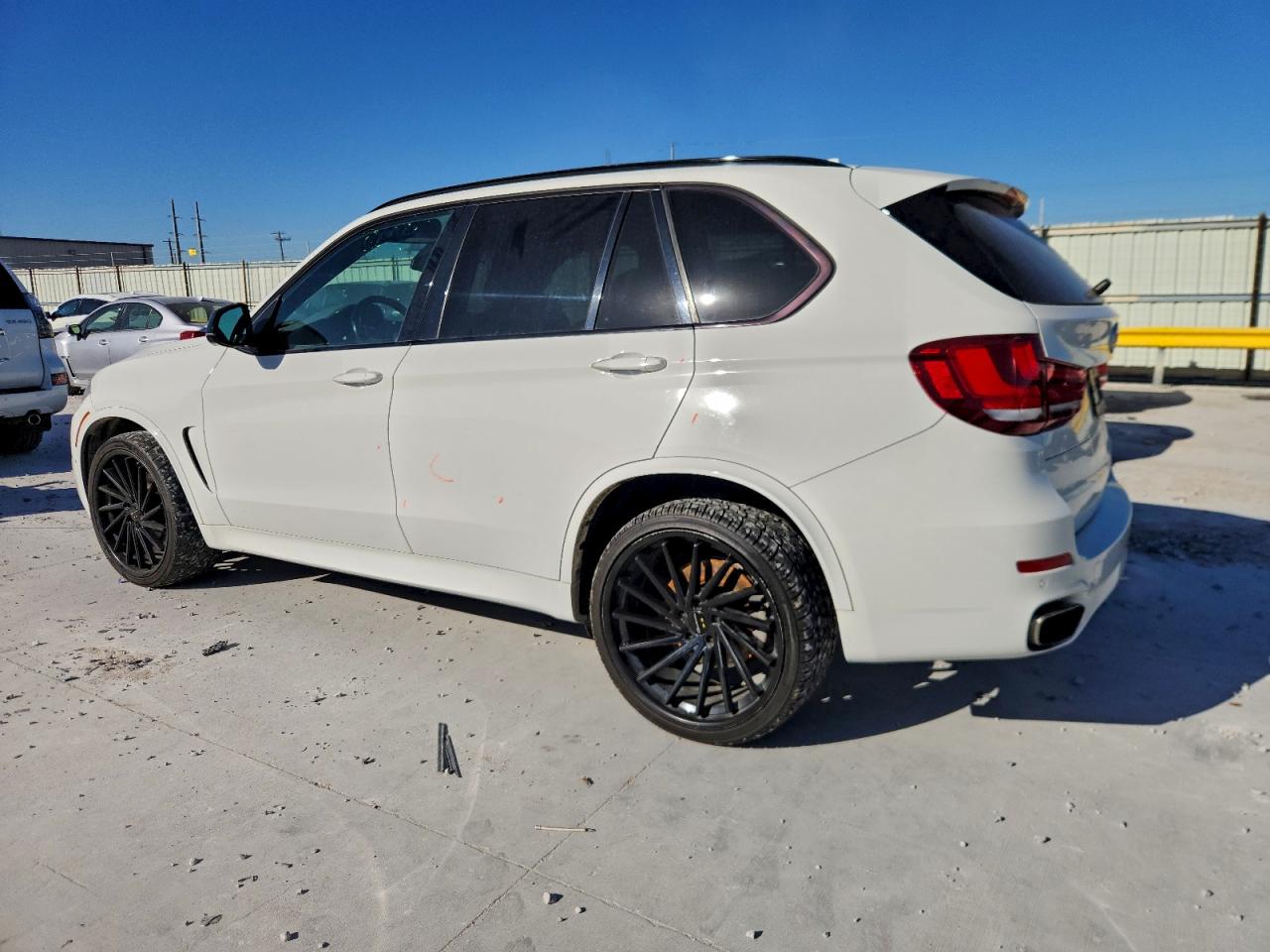 2015 BMW X5 XDRIVE50I photo 2