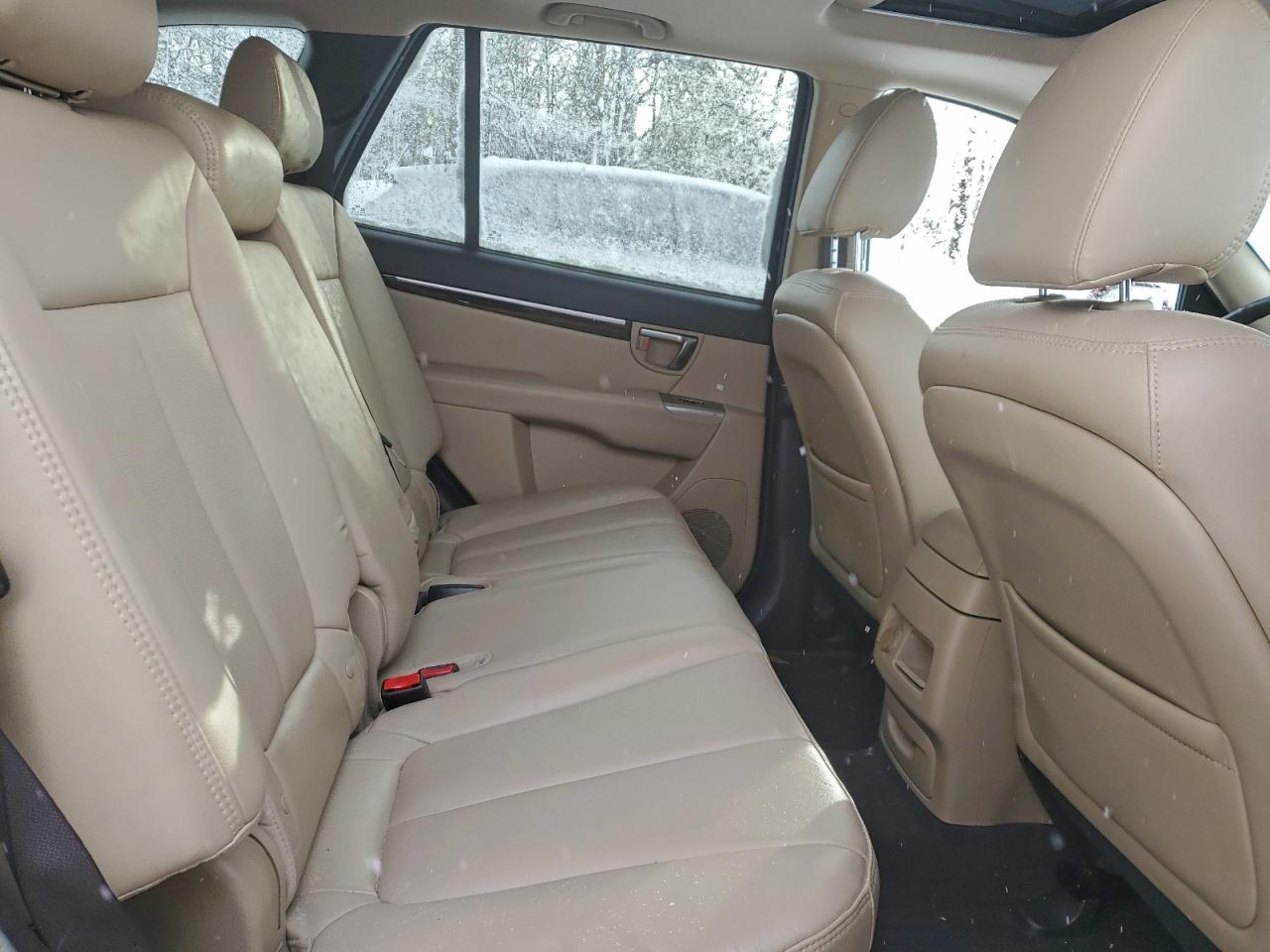 2011 HYUNDAI SANTA FE SE photo 10