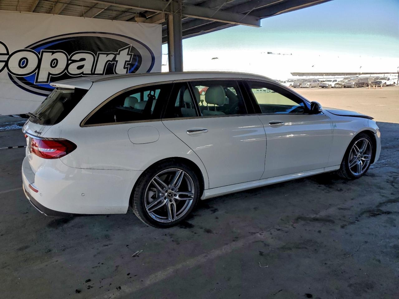 2018 MERCEDES-BENZ E 400 4MATIC photo 3