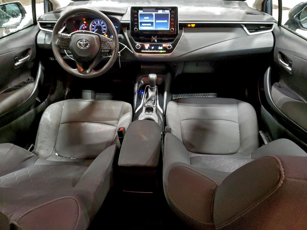 2020 TOYOTA COROLLA LE photo 8