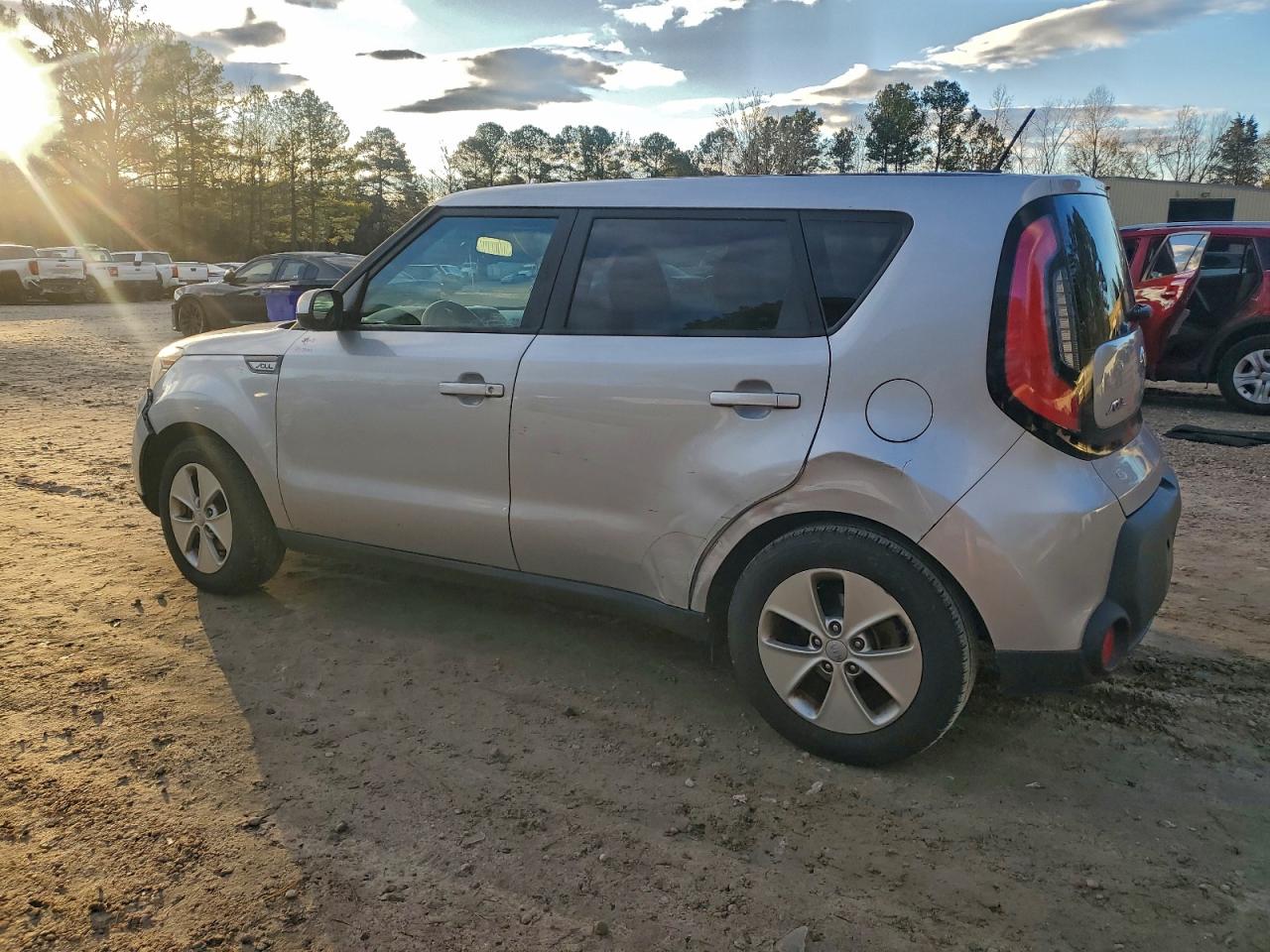 2016 KIA SOUL photo 2