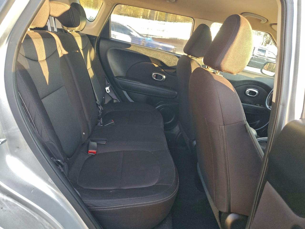 2016 KIA SOUL photo 10