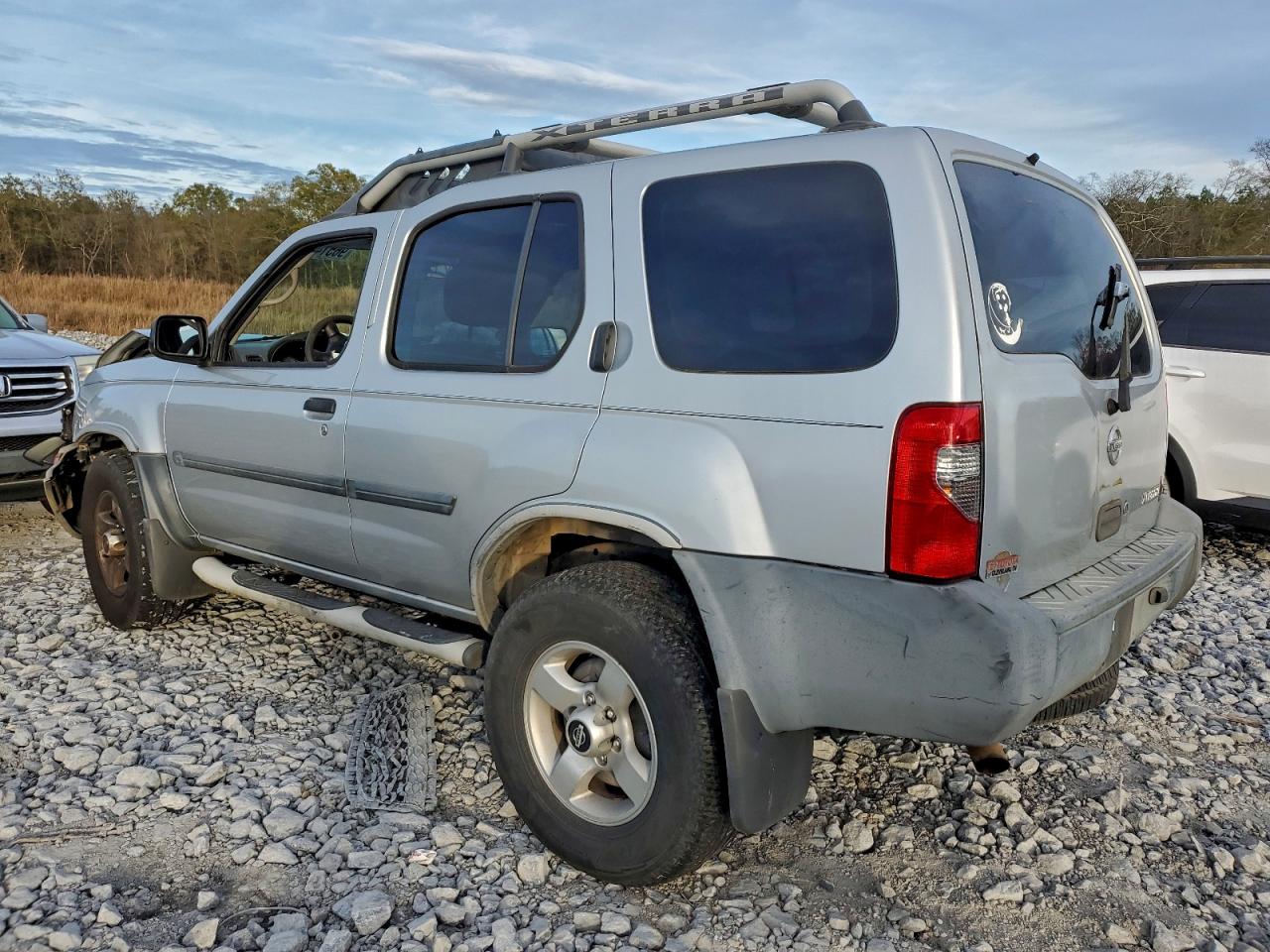 2004 NISSAN XTERRA XE photo 2
