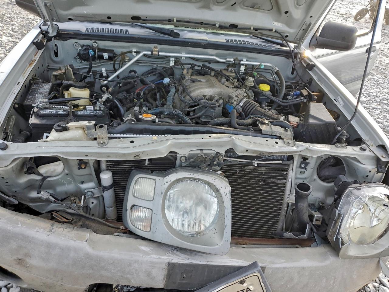 2004 NISSAN XTERRA XE photo 11