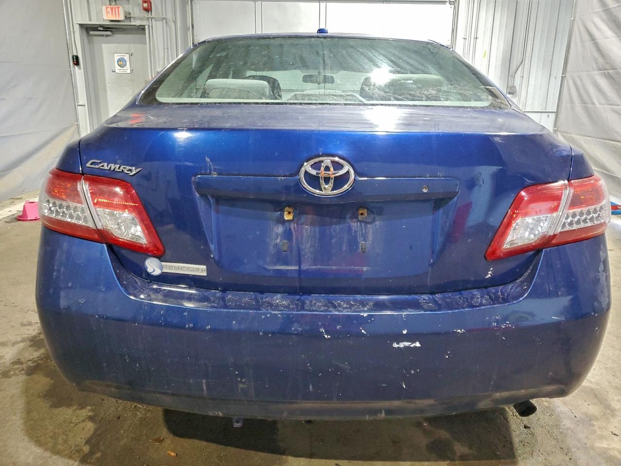 2010 TOYOTA CAMRY BASE photo 6