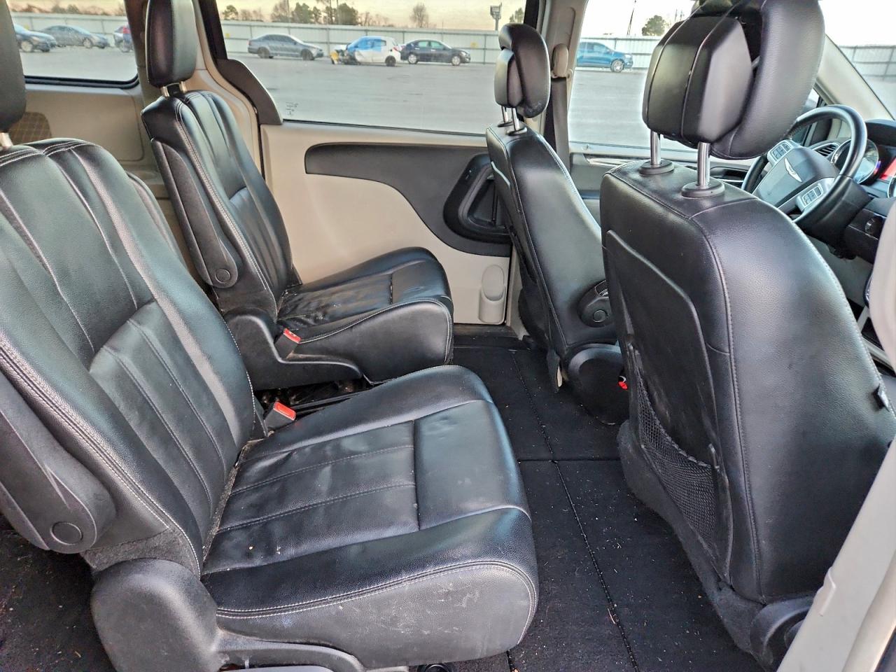 2013 CHRYSLER TOWN & COUNTRY TOURING photo 21