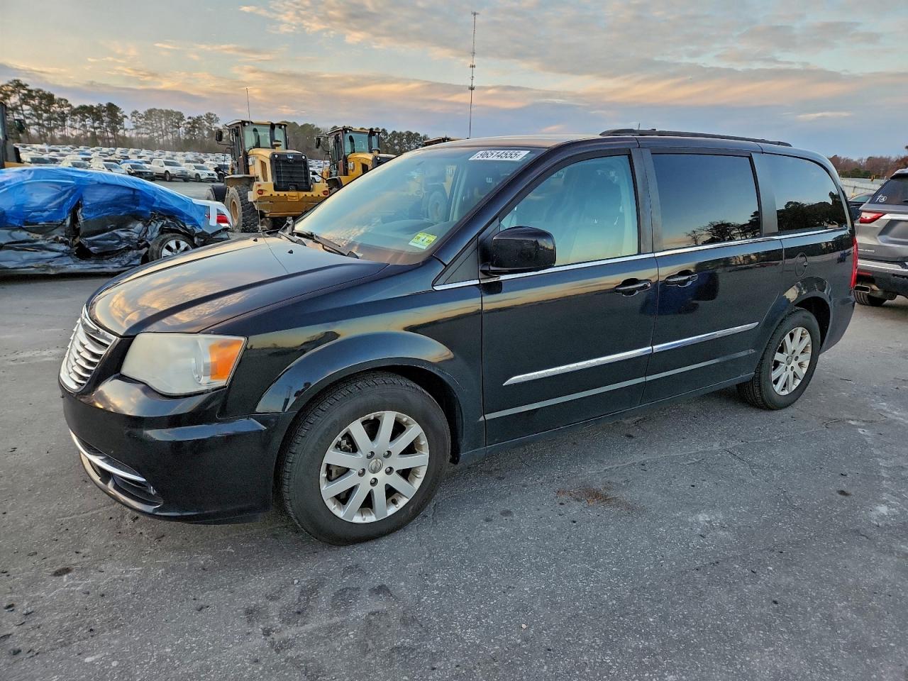 2013 CHRYSLER TOWN & COUNTRY