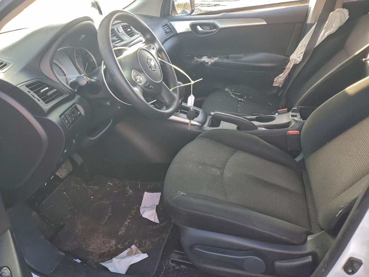 2019 NISSAN SENTRA S photo 7