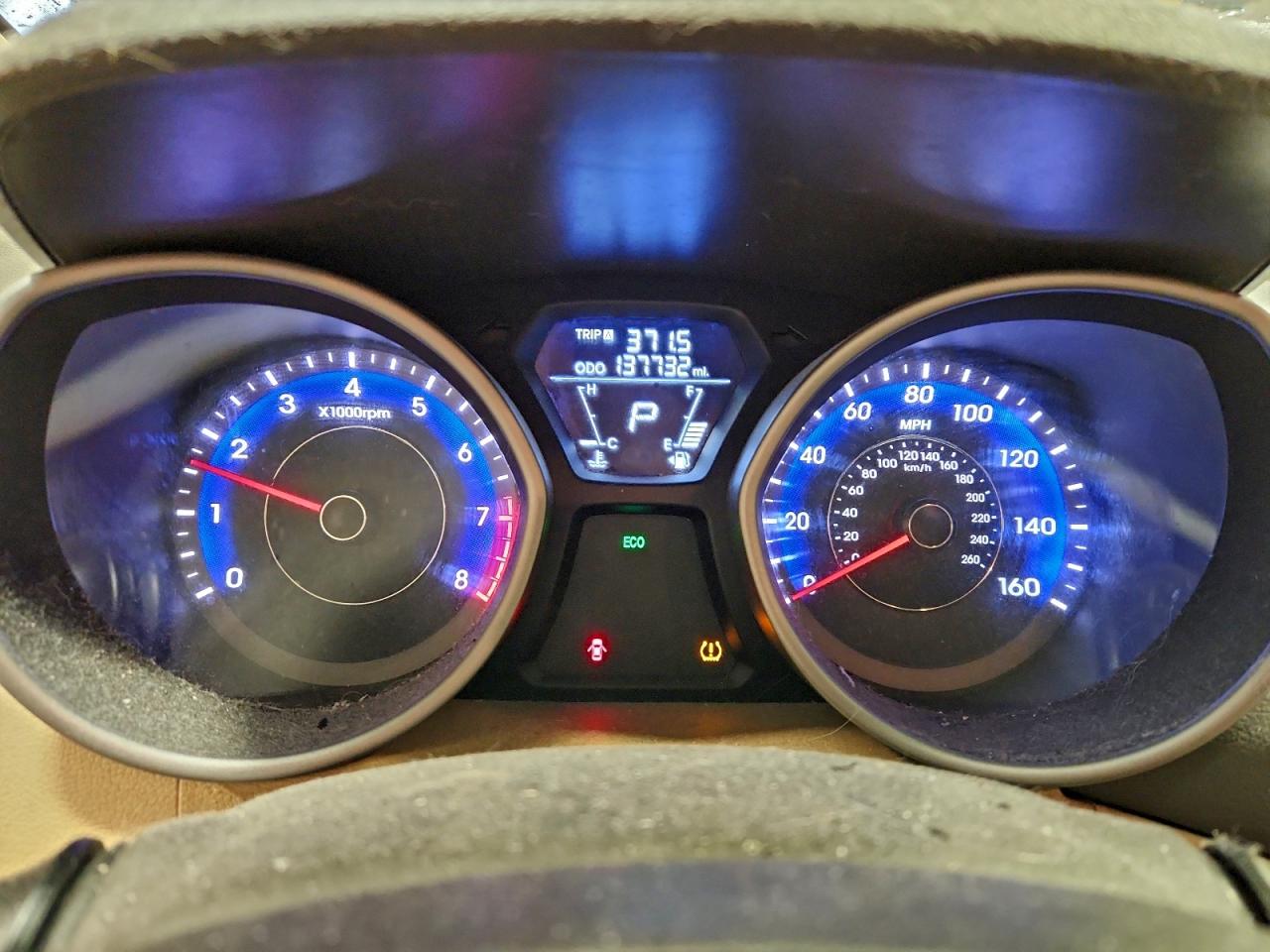 2012 HYUNDAI ELANTRA GLS photo 9