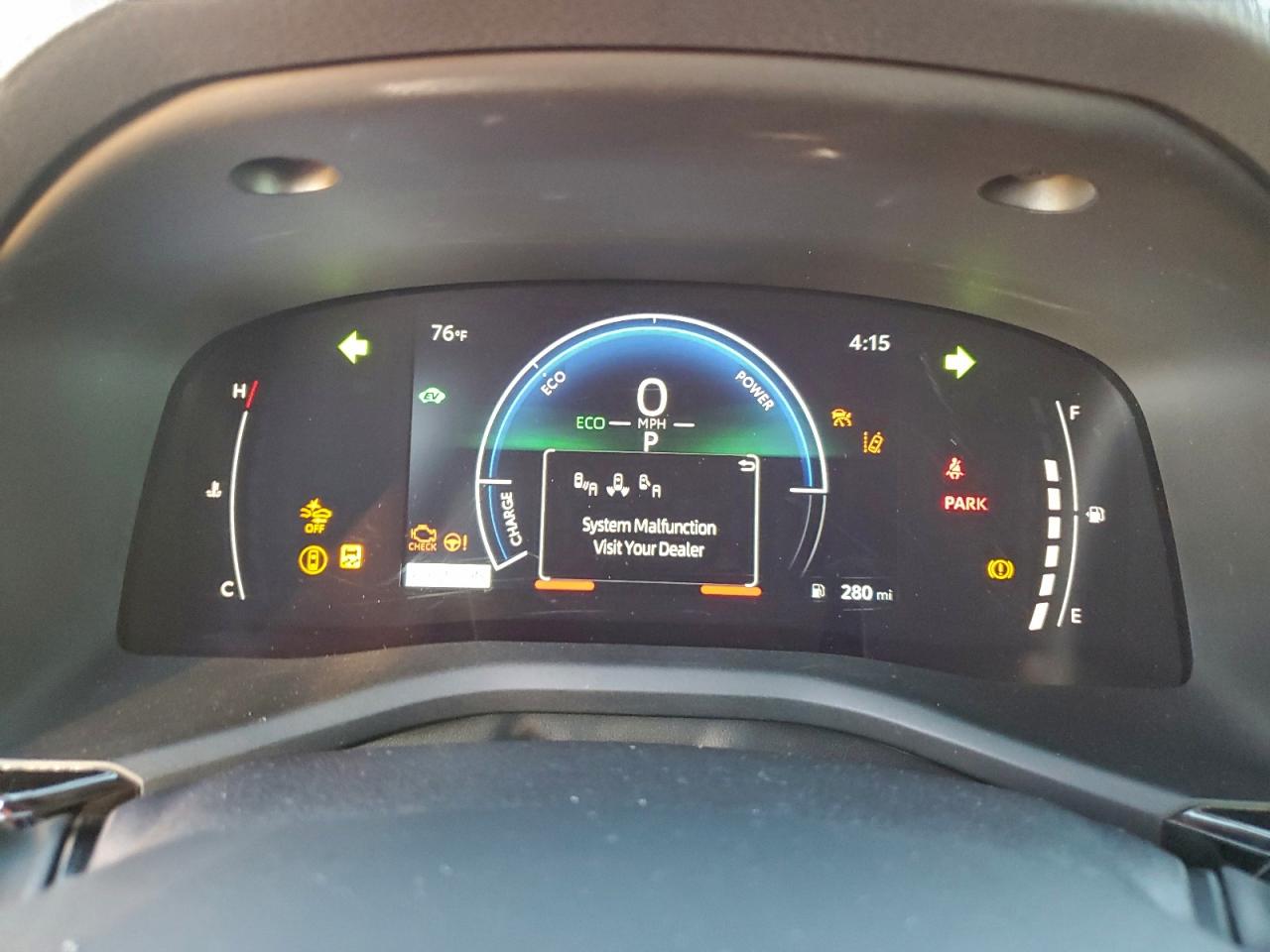 2025 TOYOTA CAMRY XSE photo 9