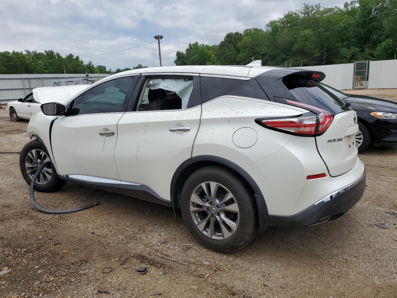 2018 NISSAN MURANO S photo 2