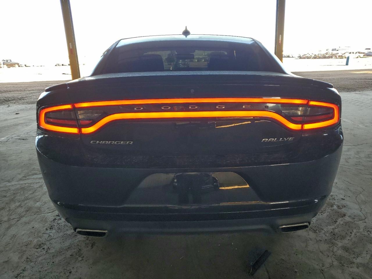 2015 DODGE CHARGER SXT photo 6