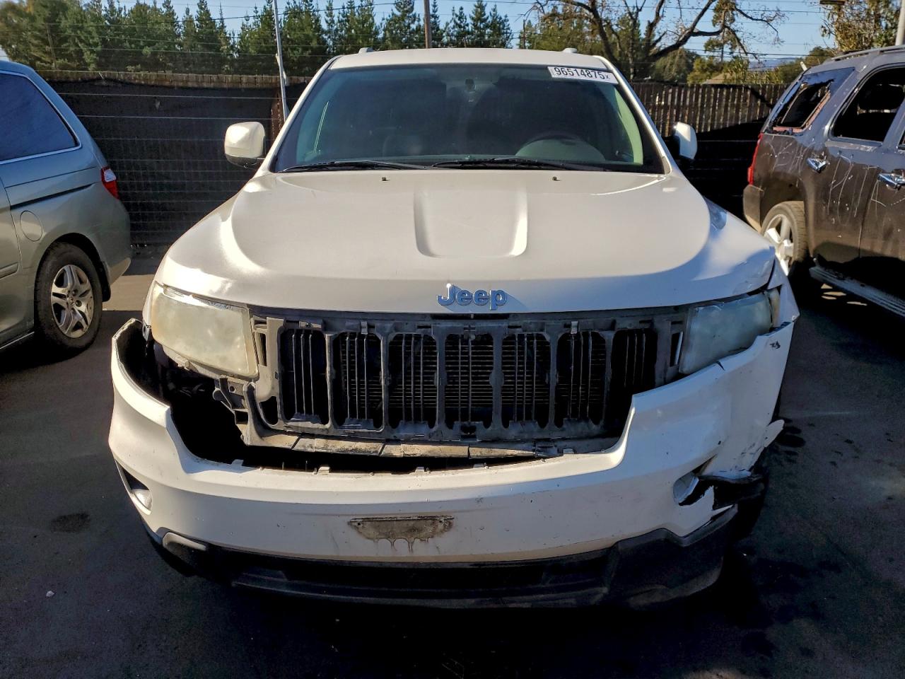 2011 JEEP GRAND CHEROKEE LAREDO photo 5