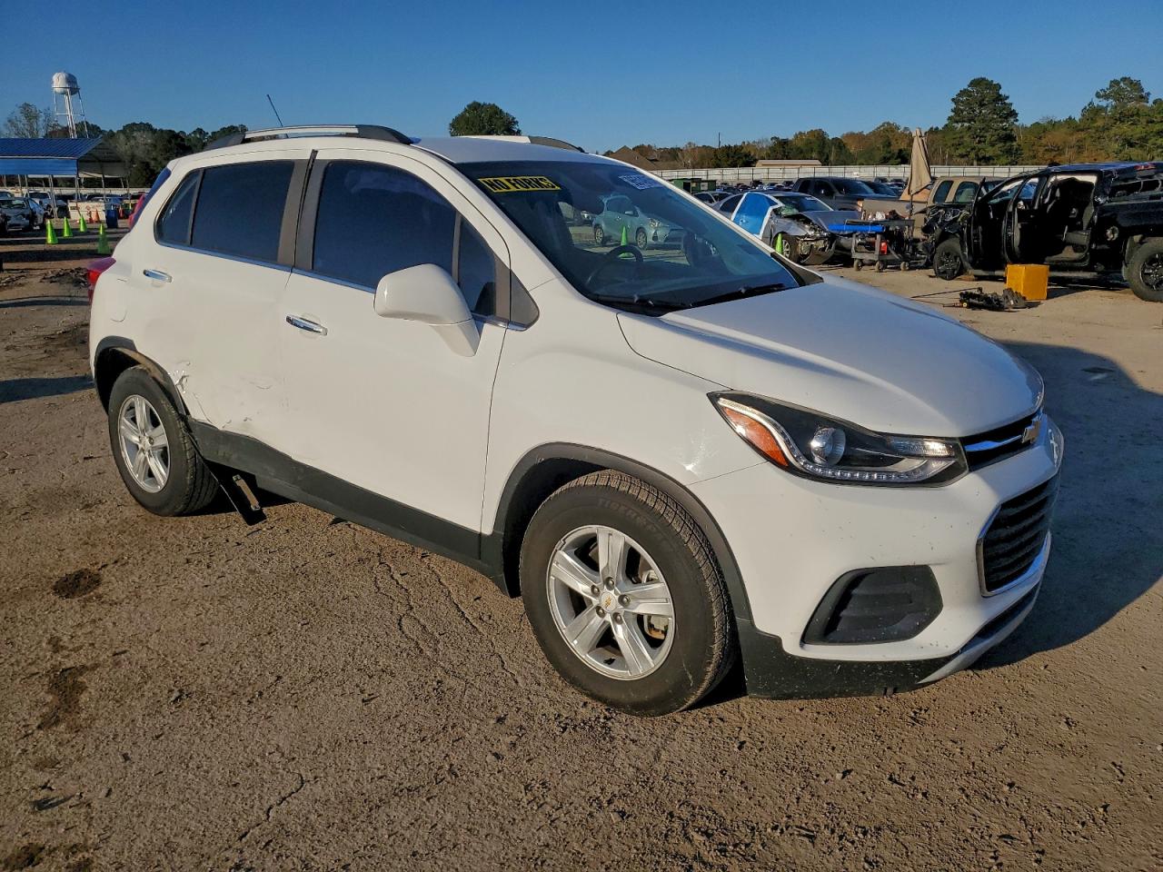2017 CHEVROLET TRAX 1LT photo 4