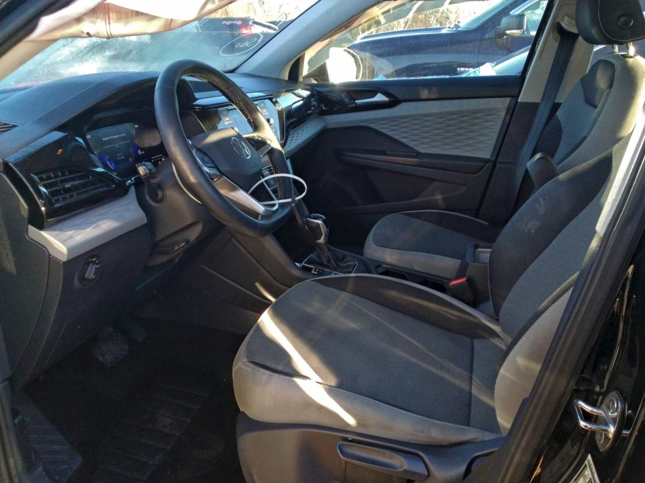 2024 VOLKSWAGEN TAOS S photo 19