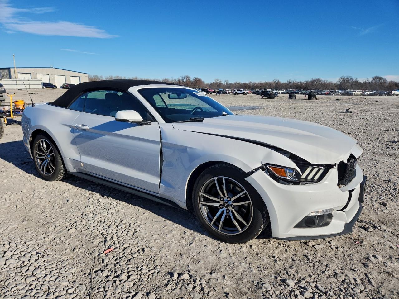2015 FORD MUSTANG photo 4