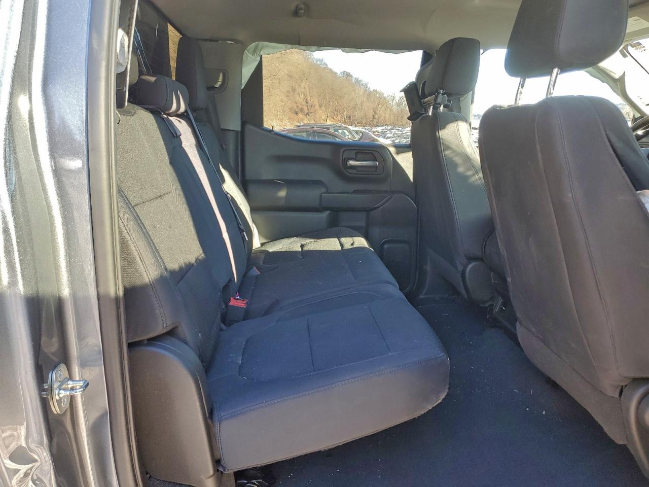 2019 CHEVROLET SILVERADO K1500 CUSTOM photo 10