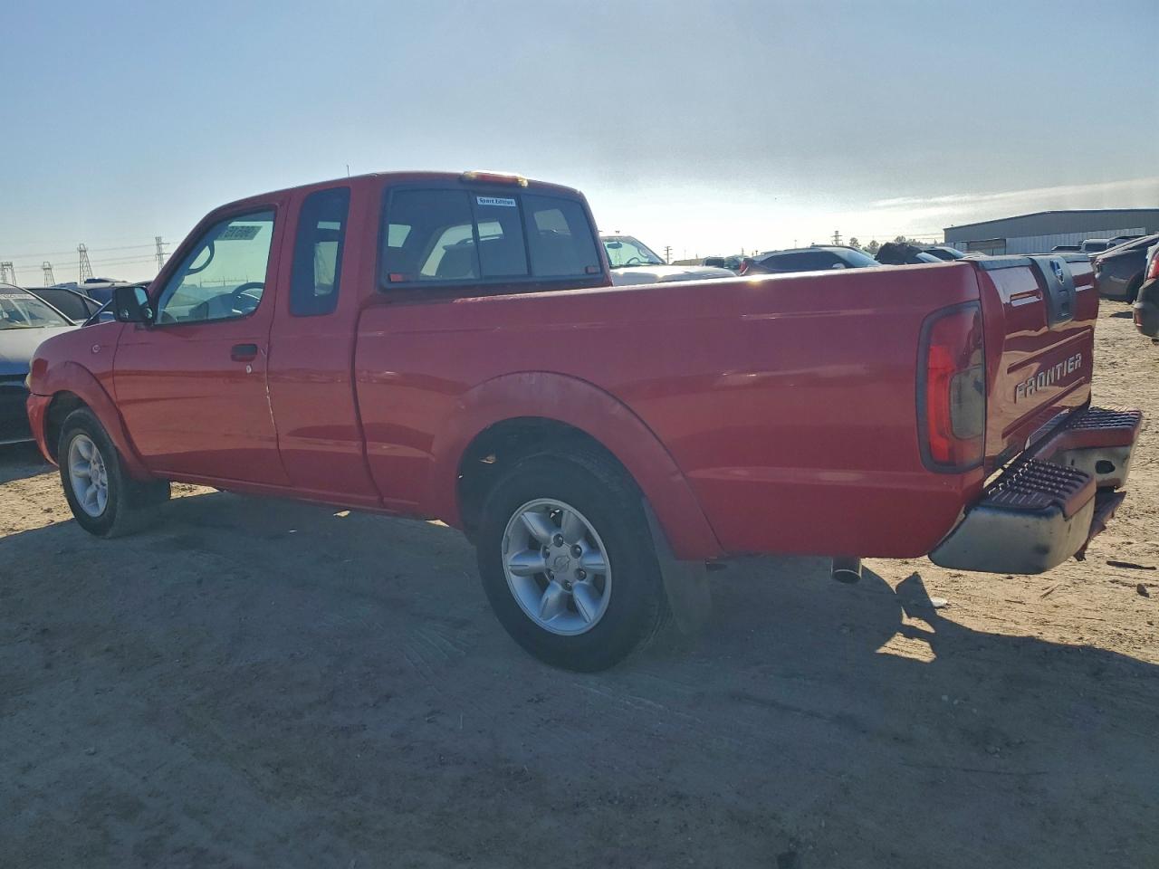 2002 NISSAN FRONTIER KING CAB XE photo 2