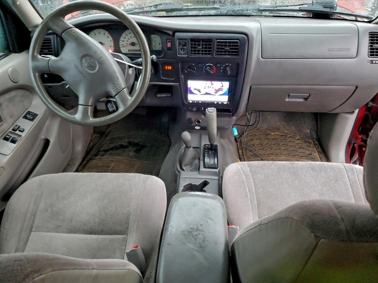 2002 TOYOTA TACOMA XTRACAB photo 8