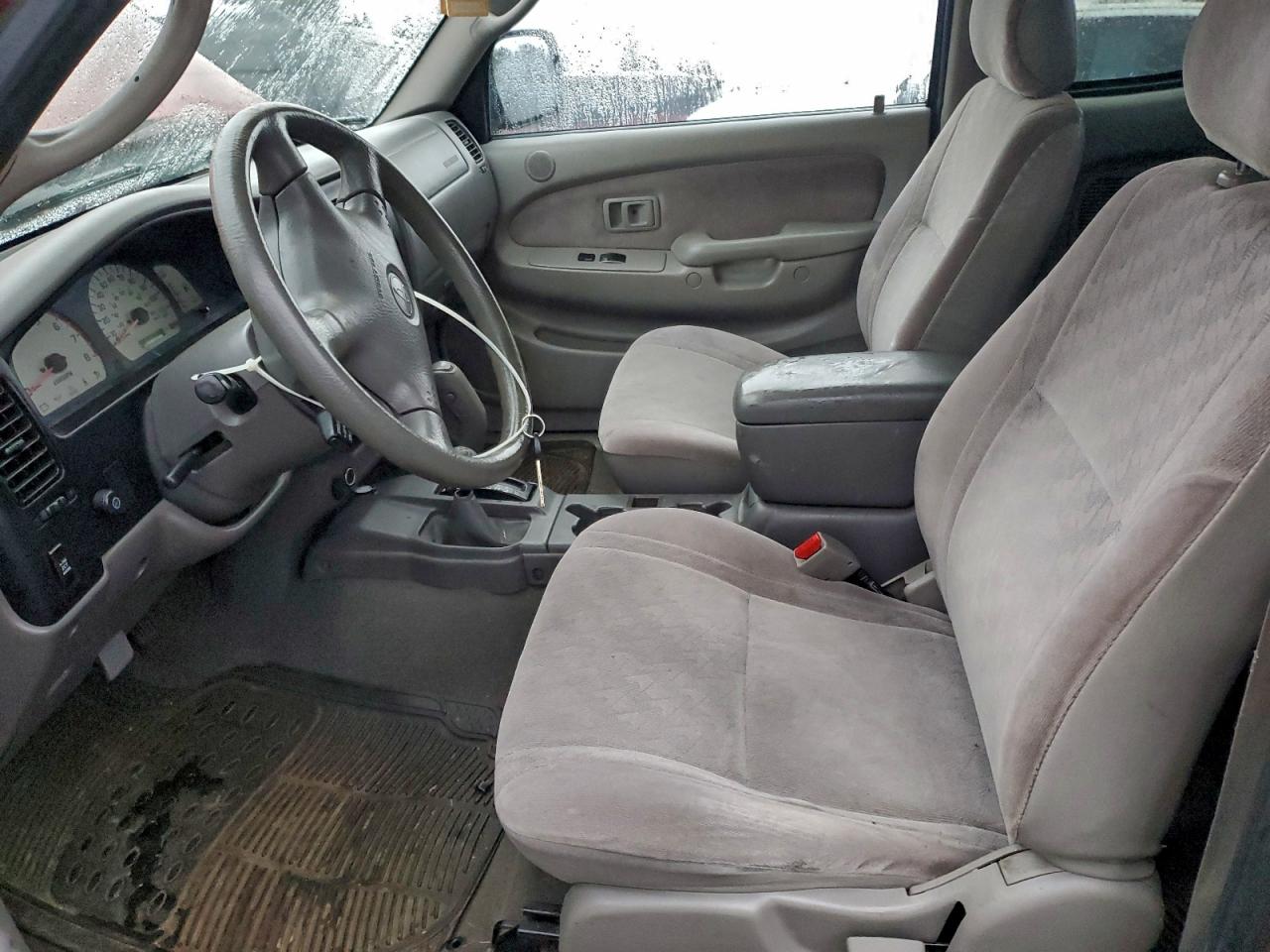 2002 TOYOTA TACOMA XTRACAB photo 7