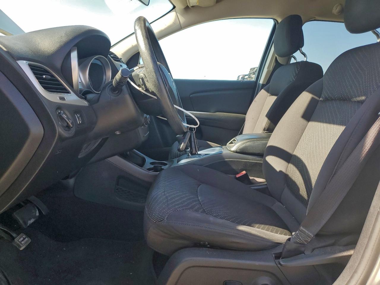 2014 DODGE JOURNEY SXT photo 7