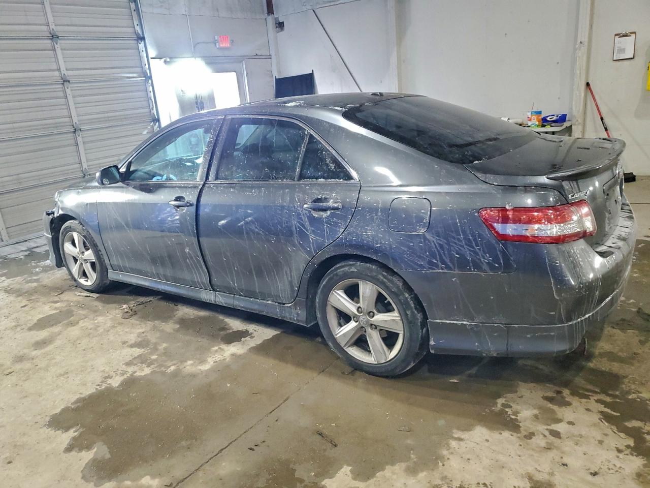 2010 TOYOTA CAMRY BASE photo 2