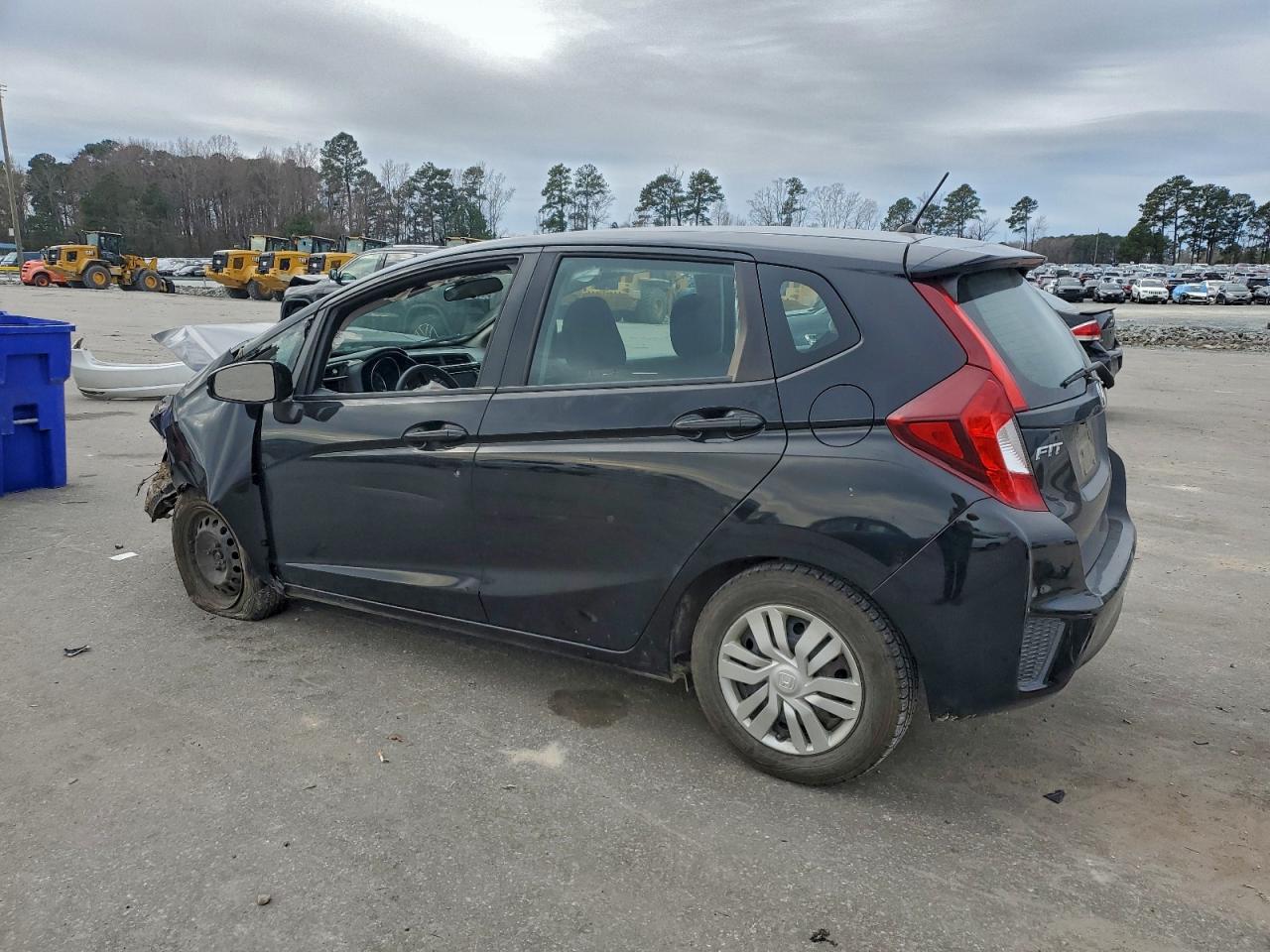 2017 HONDA FIT LX photo 2