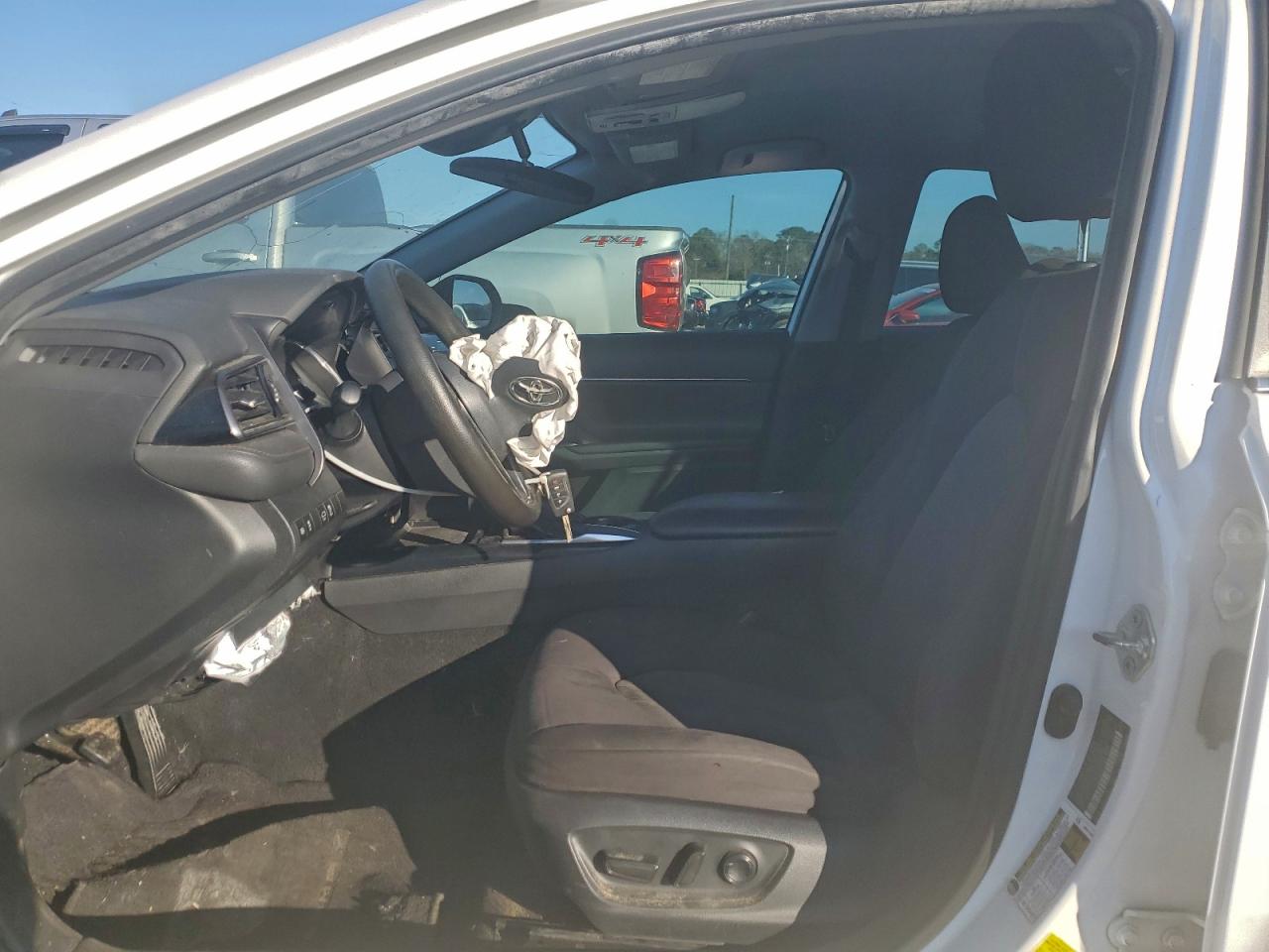 2019 TOYOTA CAMRY L photo 7