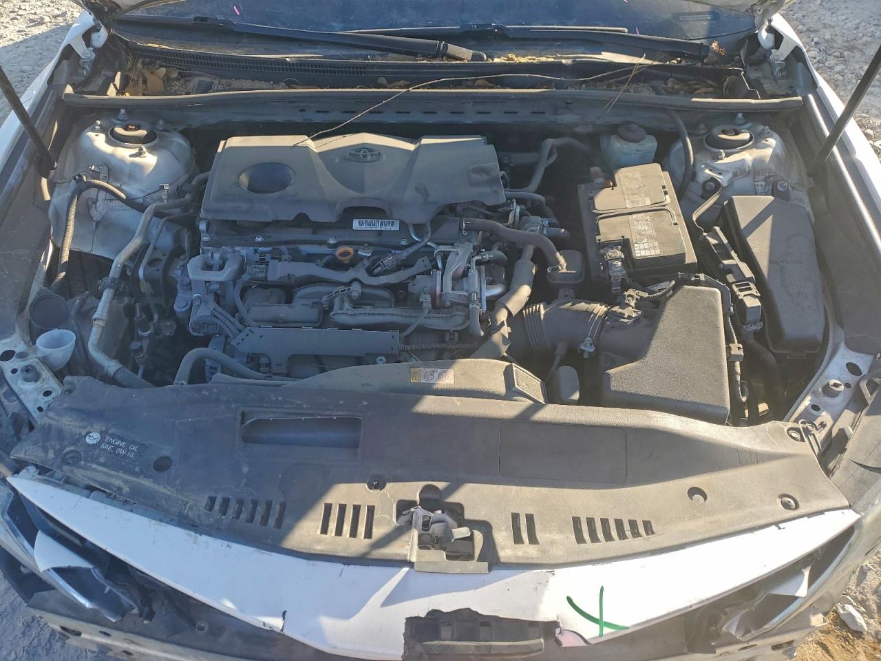 2019 TOYOTA CAMRY L photo 11