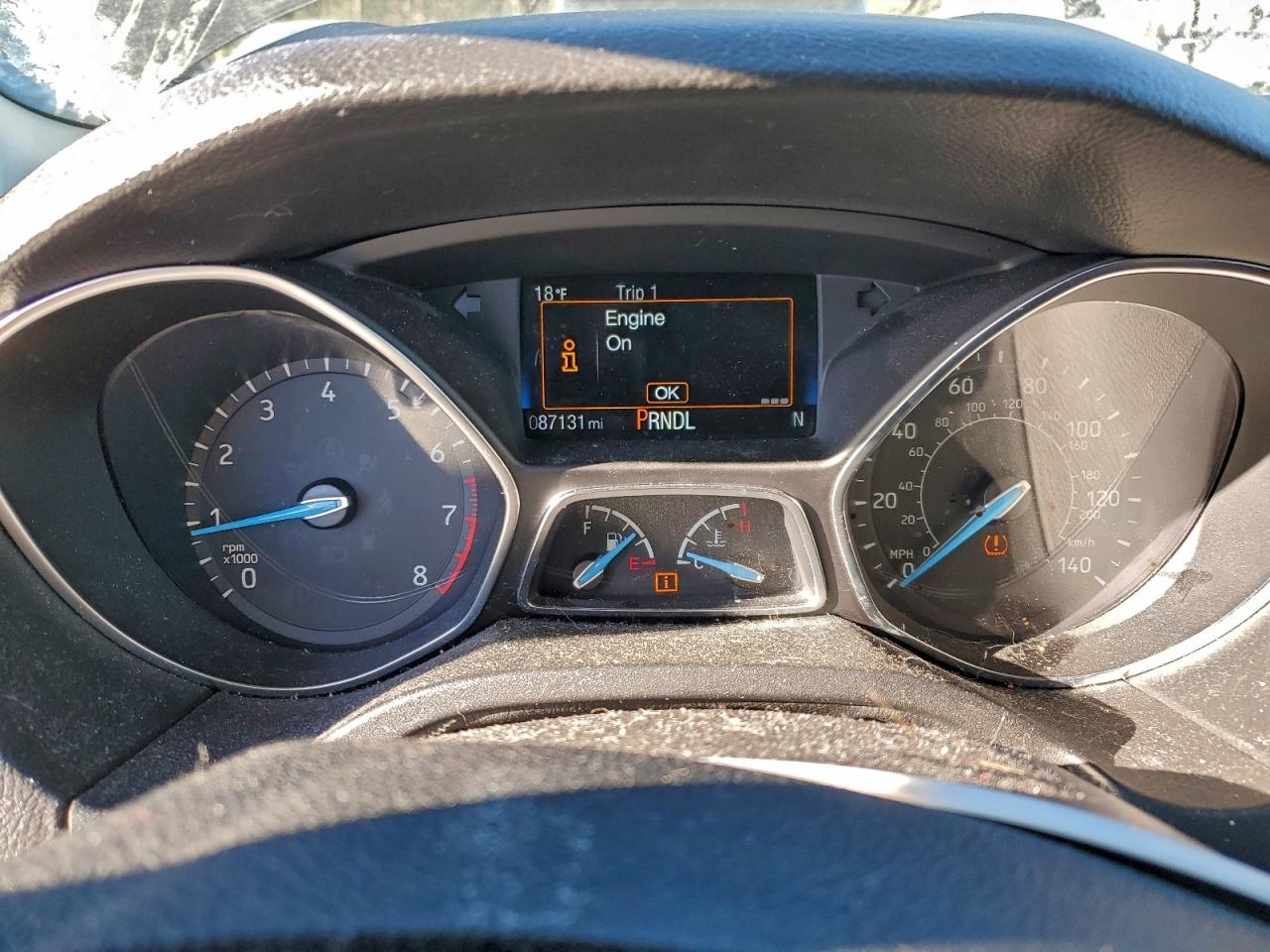 2017 FORD FOCUS SE photo 9