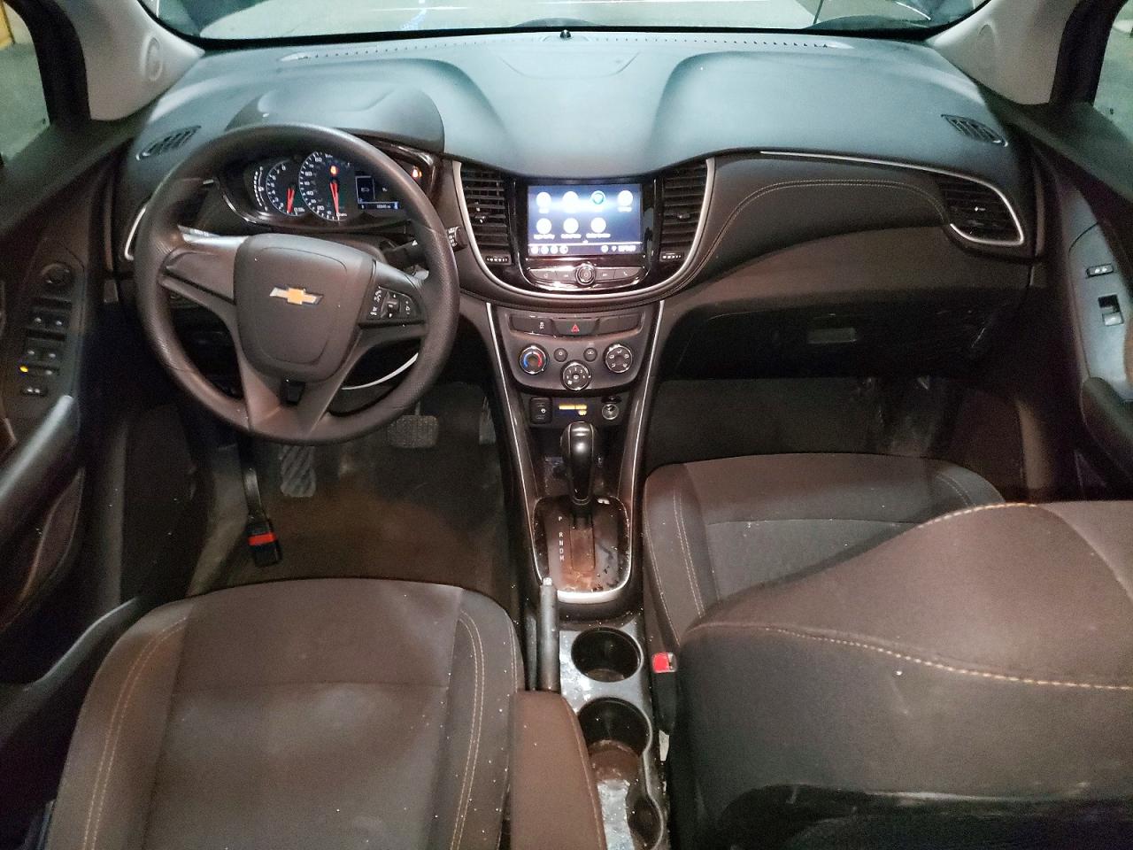 2020 CHEVROLET TRAX LS photo 8