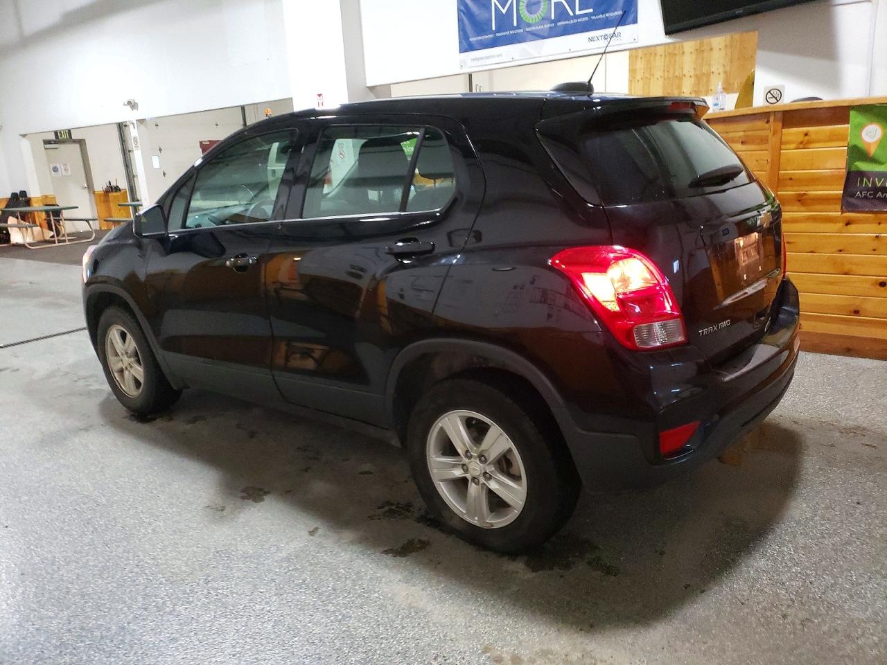 2020 CHEVROLET TRAX LS photo 2
