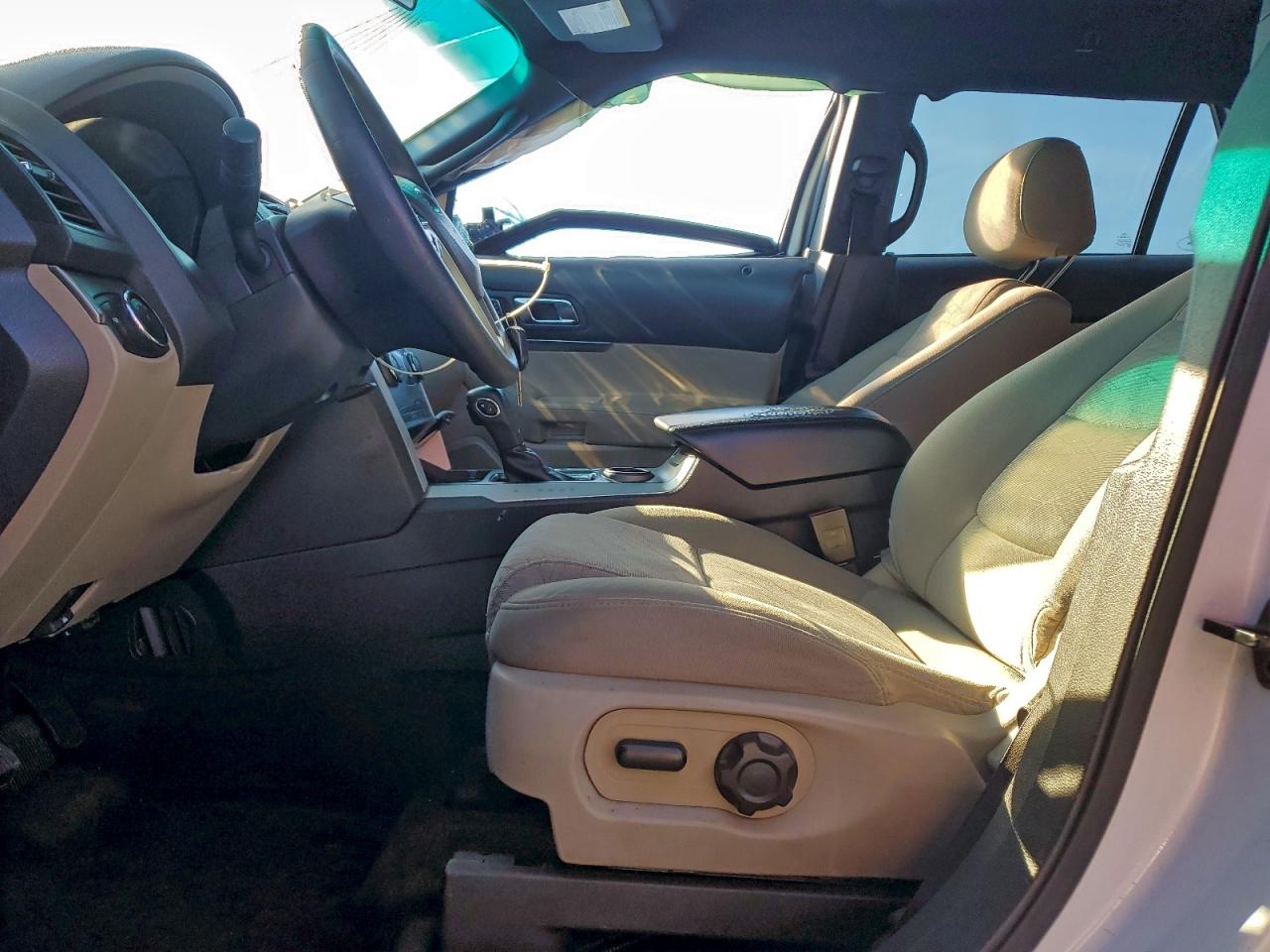 2015 FORD EXPLORER photo 7