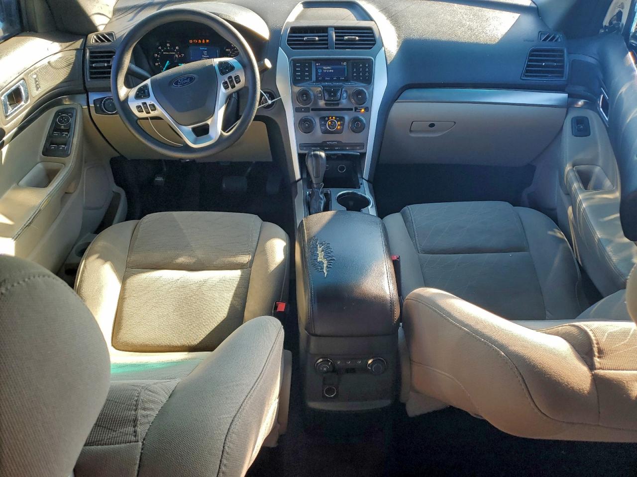 2015 FORD EXPLORER photo 8