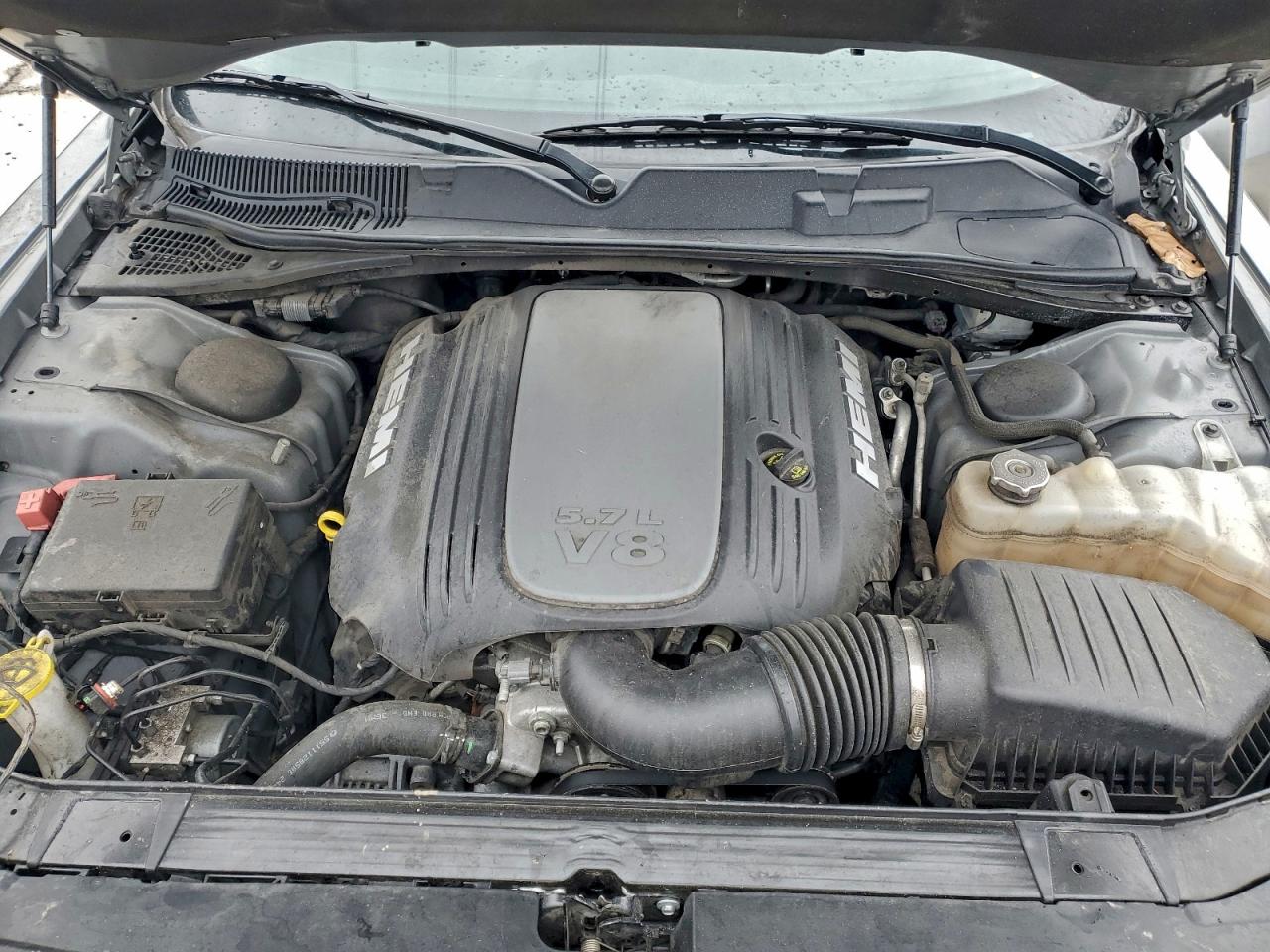 2023 DODGE CHALLENGER R/T photo 11