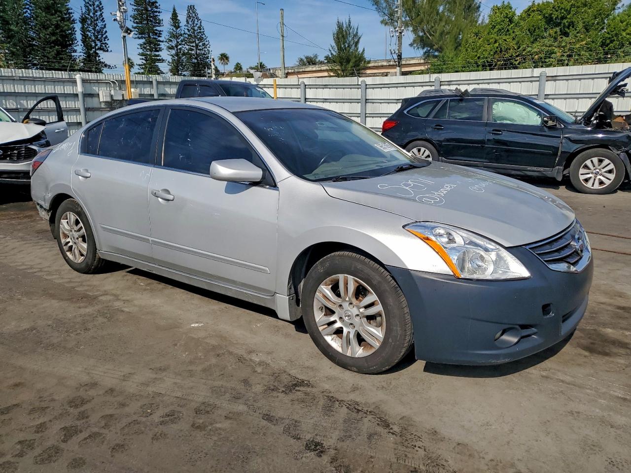 2011 NISSAN ALTIMA BASE photo 4